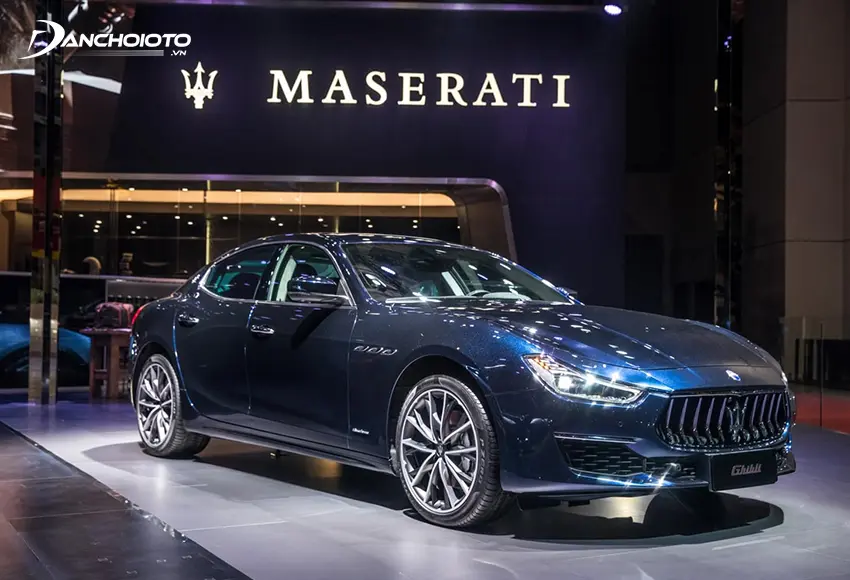 Maserati Quattroporte là một mẫu sedan thể thao hạng sang cỡ lớn của hãng Maserati