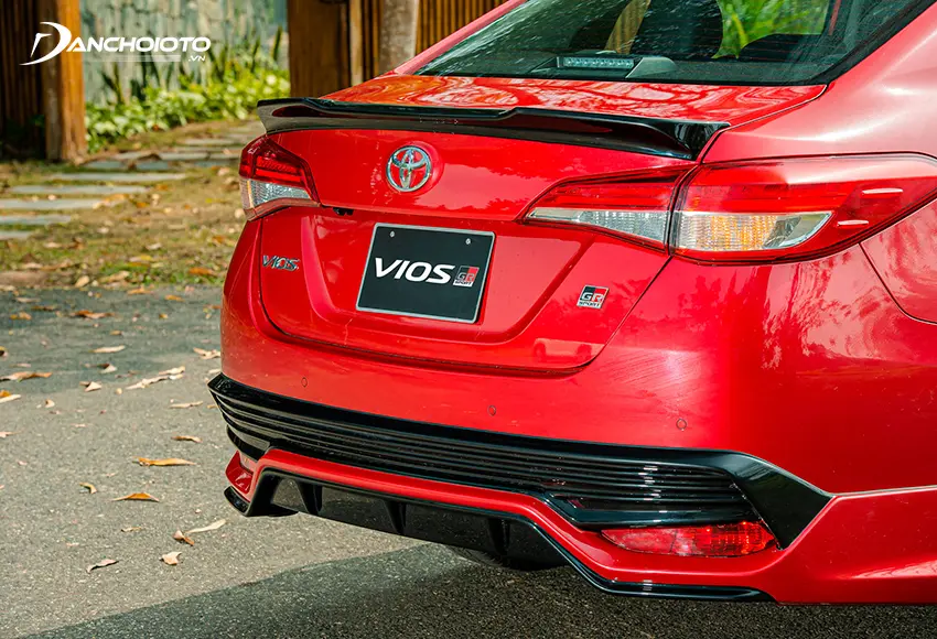 Toyota Vios GR-S có ốp cản sau thể thao