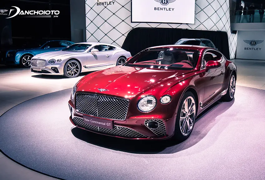 Hãng Bentley dừng sản xuất xe sẵn sàng chế tạo máy thở
