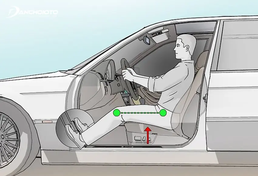 Chỉnh ghế lái xe sao cho hợp lý không chỉ giúp ta thoải mái hơn khi lái xe mà còn giúp tăng tính an toàn khi tham gia giao thông. Hãy cùng xem hình ảnh để biết cách chỉnh ghế lái xe phù hợp với cơ thể của mình nhé.