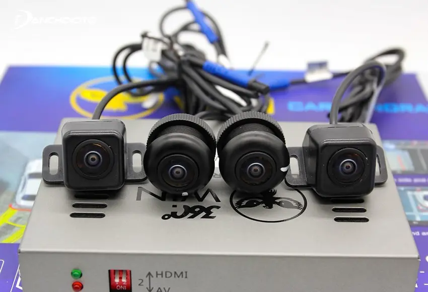 Một bộ camera 360 độ thường có từ 4 mắt camera được lắp ở 4 vị trí: đầu xe, đuôi xe, gương hậu bên trái và gương hậu bên phải