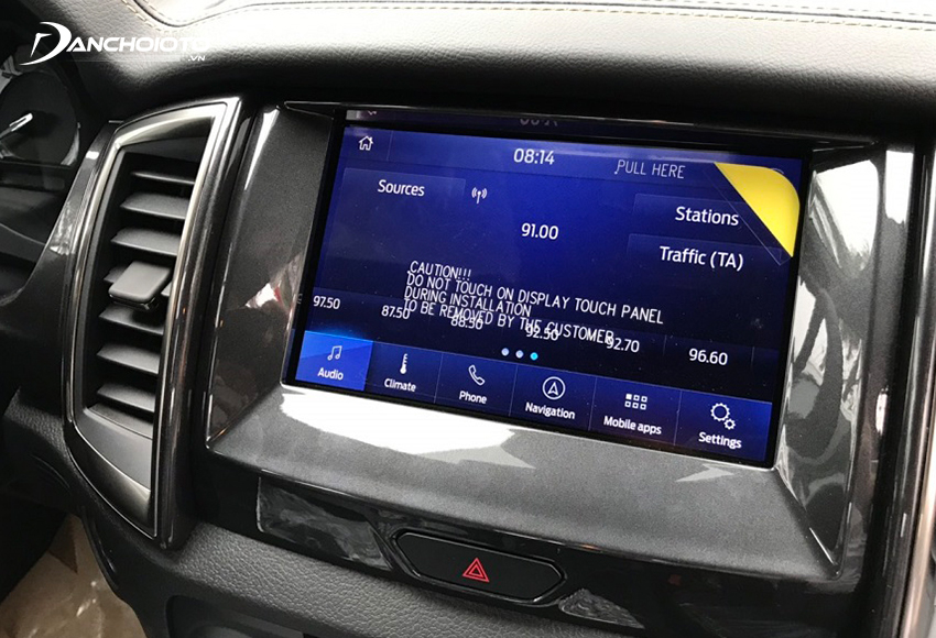 Ford Ranger được trang bị màn hình trung tâm cảm ứng 8 inch