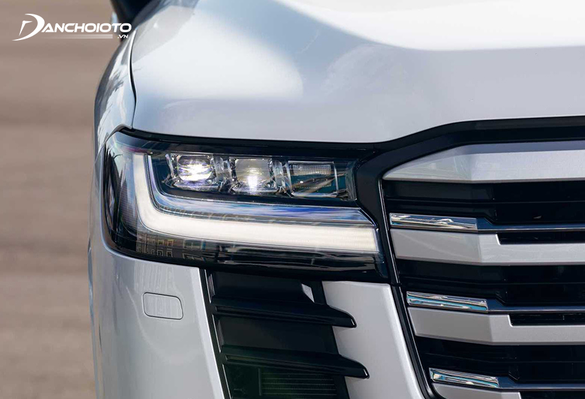 Hệ thống đèn Land Cruiser đặc biệt bắt mắt với công nghệ LED hiện đại hàng đầu