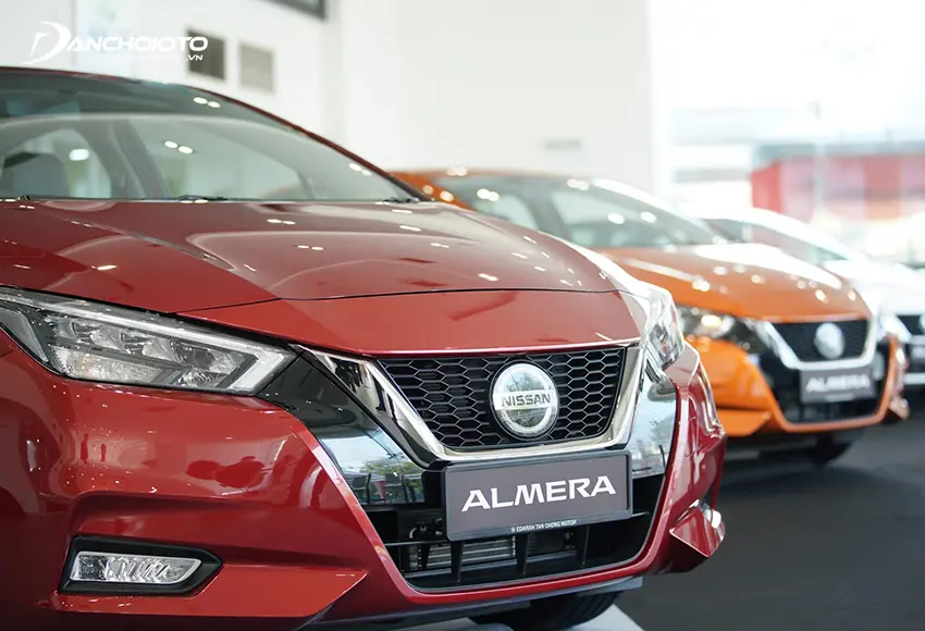 Nissan Almera 2021 có 3 phiên bản MT, CVT và CVT cao cấp