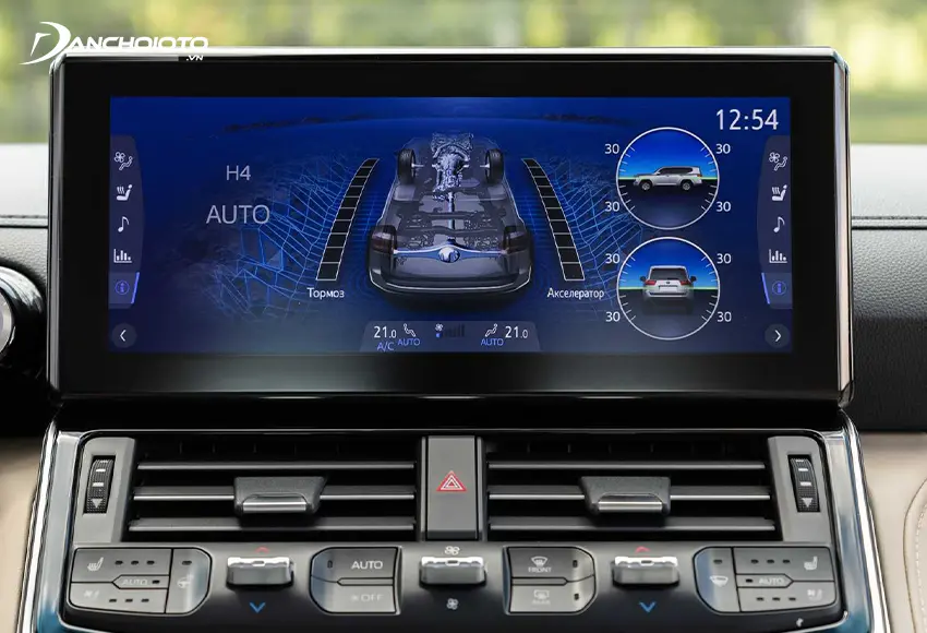 Toyota Land Cruiser 2021 được nâng cấp màn hình trung tâm 12.3 inch kiểu nổi