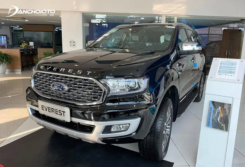 Ford Everest là lựa chọn phù hợp nếu đang tìm ngân sách 1,5 tỷ nên mua xe 7 chỗ gì mạnh mẽ, nhiều “đồ chơi”