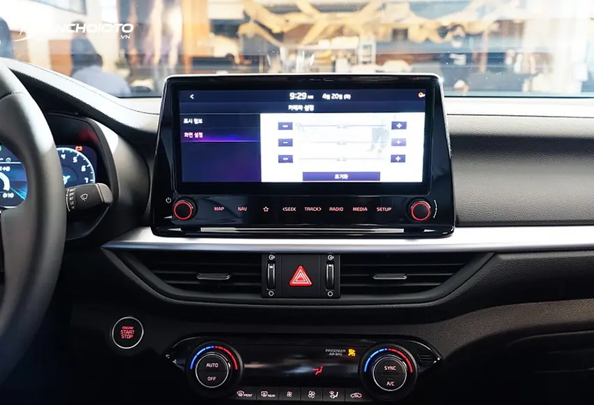 Kia K3 2023 Premium được trang bị màn hình xe 10.25 inch – lớn nhất phân khúc