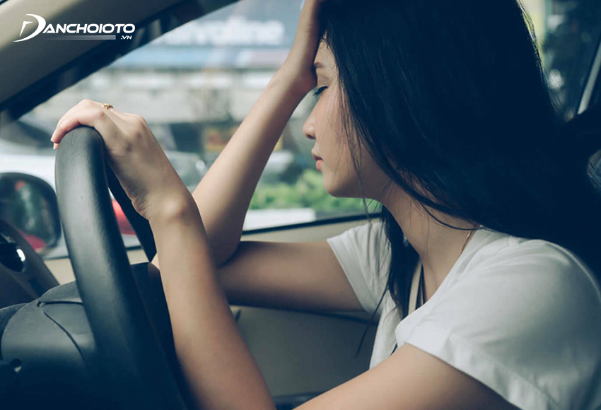 Tiếng ồn ô tô gây cảm giác khó chịu, ù tai… dẫn mệt mỏi, căng thẳng, mất tập trung lái xe…