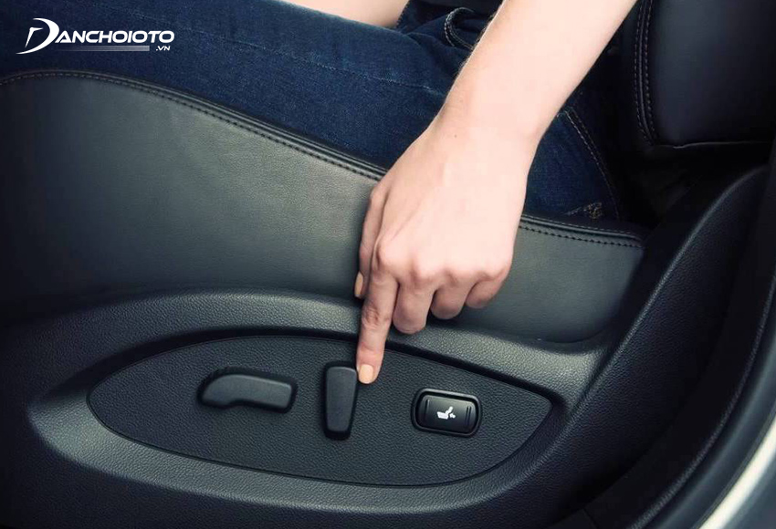 Chỉnh ghế đúng cách giúp có được tư thế ngồi lái chuẩn, điều khiển xe dễ dàng