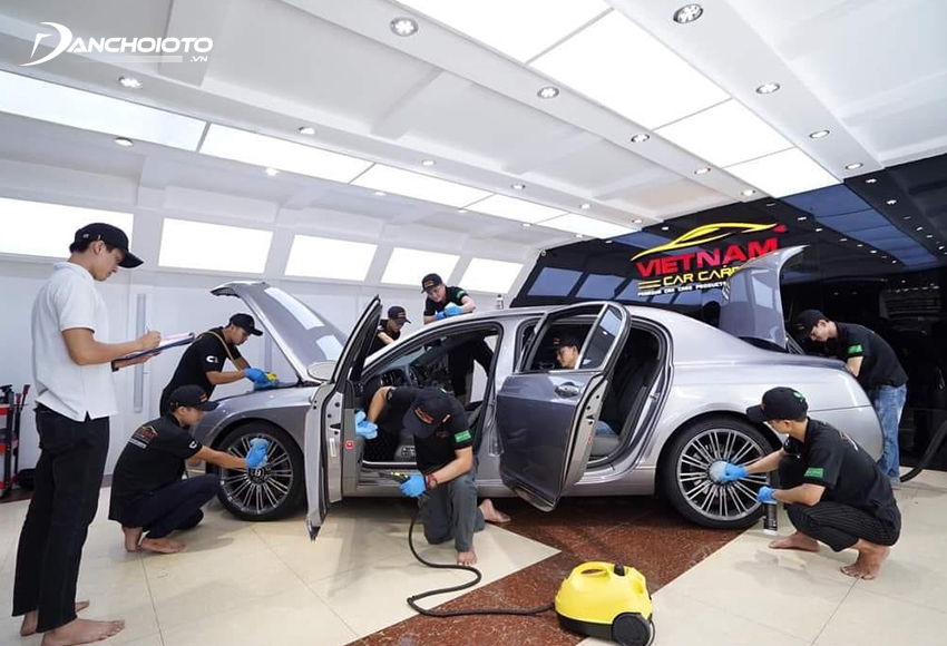 Detailing Car tập trung vào phương diện thẩm mỹ, làm đẹp nội ngoại thất xe, hướng đến mang lại các trải nghiệm cao cấp và sang trọng nhất cho người dùng