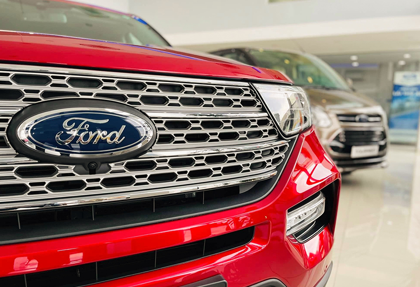 Ford Explorer 2016 sắp được bán chính hãng tại Việt Nam, giá 2,18 tỷ đồng