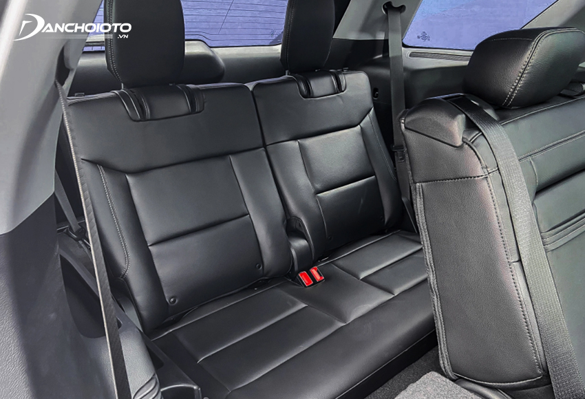 Hàng ghế thứ ba Ford Explorer 2024 rất ổn, không có cảm giác gò bó như những mẫu SUV/CUV hạng D
