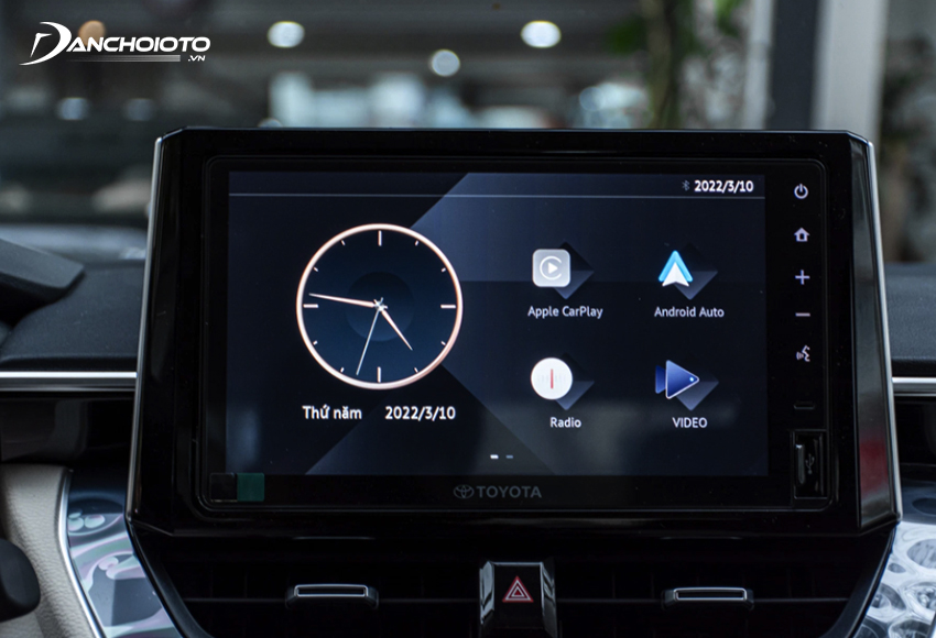 Toyota Corolla Altis được trang bị màn hình giải trí cảm ứng 9inch