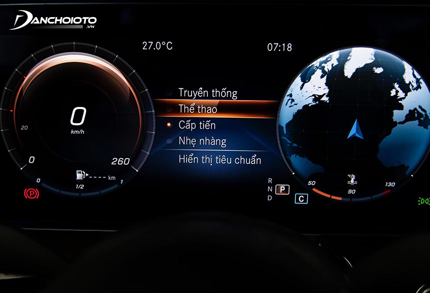 Bảng đồng hồ Mercedes E200 Exclusive 2024 dạng kỹ thuật số full màn hình 12,3 inch