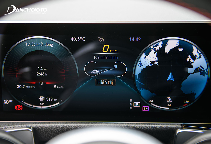 Bảng đồng hồ sau vô lăng Mercedes GLB dạng full kỹ thuật số với màn hình 10.25inch
