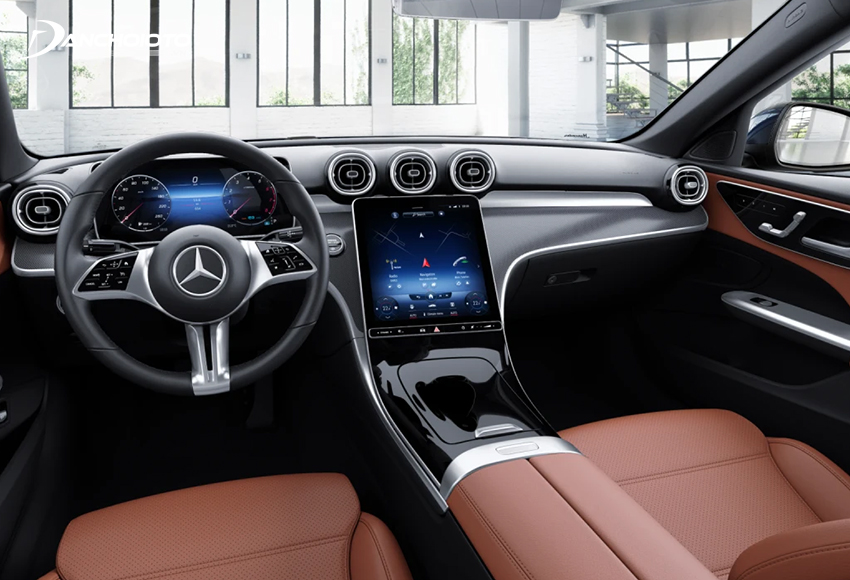 Mercedes-Benz C200 2023 được trang bị màn hình giải trí trung tâm 11.9 inch tích hợp hệ thống giải trí MBUX thế hệ mới