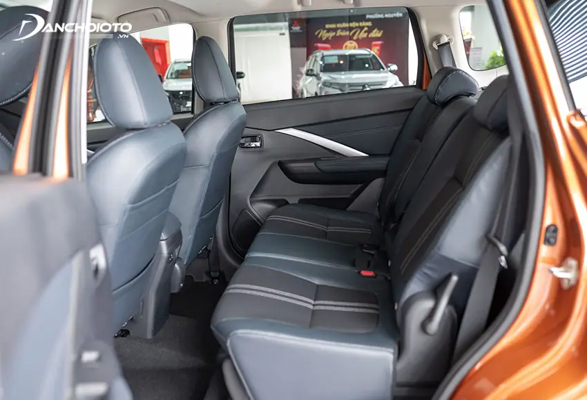Hàng ghế thứ ba Mitsubishi Xpander 2023 chỉ đóng vai trò là ghế phụ