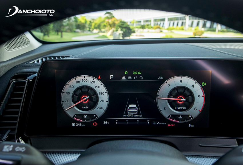Cụm đồng hồ Kia Sportage 2023 sử dụng công nghệ kỹ thuật số trên màn hình tràn 12,3 inch