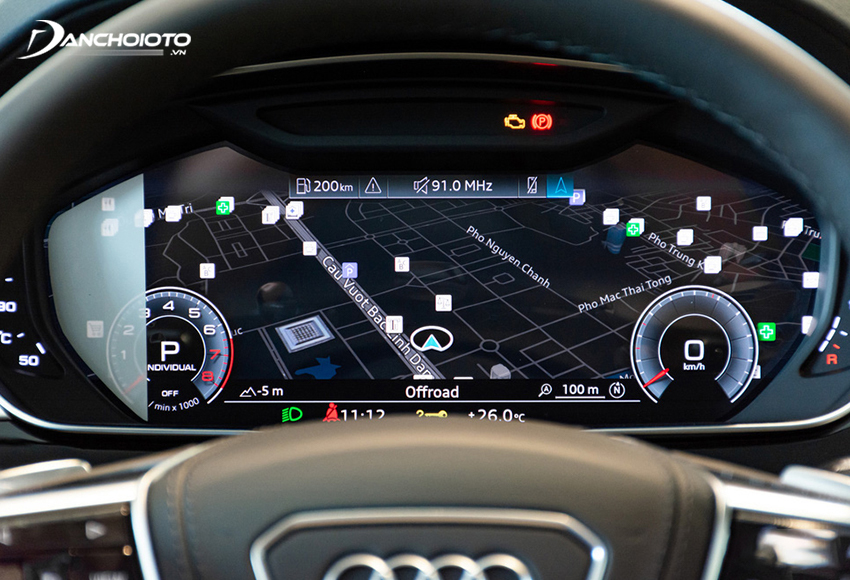 Cụm đồng hồ sau vô lăng Audi A8L 2022 được giữ nguyên với màn hình 12.3 inch