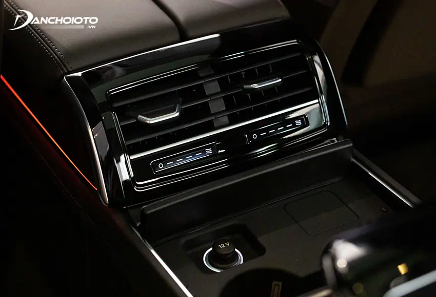 Hệ thống điều hòa tự động 4 vùng kết hợp với bộ lọc không khí của Audi A8L 2024