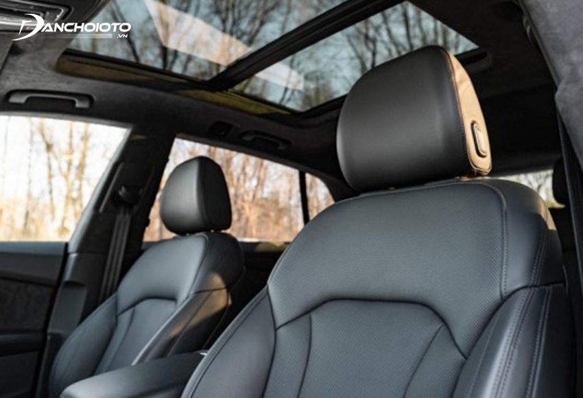Hệ thống ghế của Audi Q8 2022 bọc da cao cấp