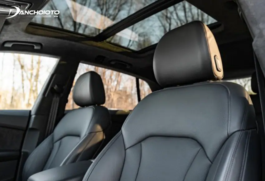 Hệ thống ghế của Audi Q8 2024 bọc da cao cấp