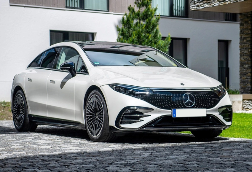 Mercedes-Benz EQS 2023: Giá xe lăn bánh & đánh giá thông số kỹ thuật