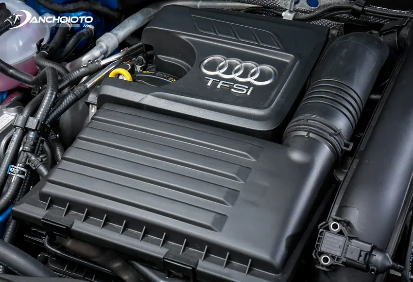 Audi Q2 2024 sử dụng động cơ khối động cơ tăng áp 1.4 TFSI 4 xi-lanh