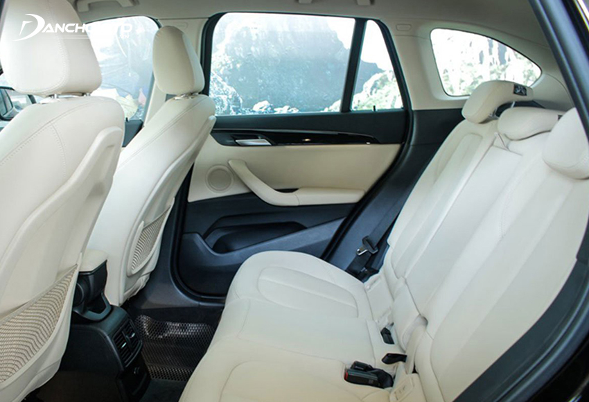 BMW X1 2023 có hàng ghế thứ hai rộng rãi