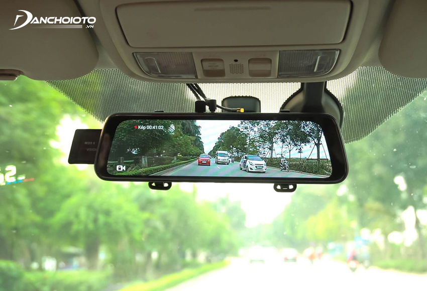 Camera hành trình Webvision hỗ trợ lái với nhiều tính năng an toàn ADAS
