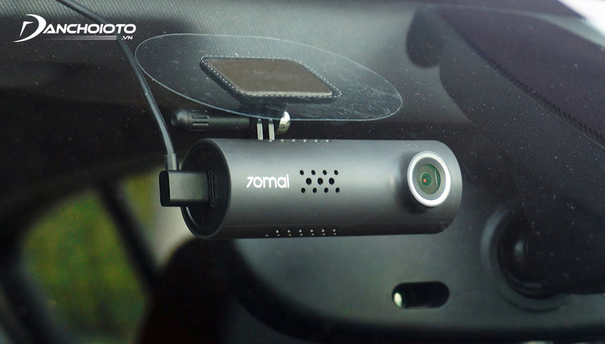 Camera hành trình Xiaomi 70mai Dash Cam 1S tích hợp cảm biến Gyro ghi hình ngay lập tức khi có va chạm
