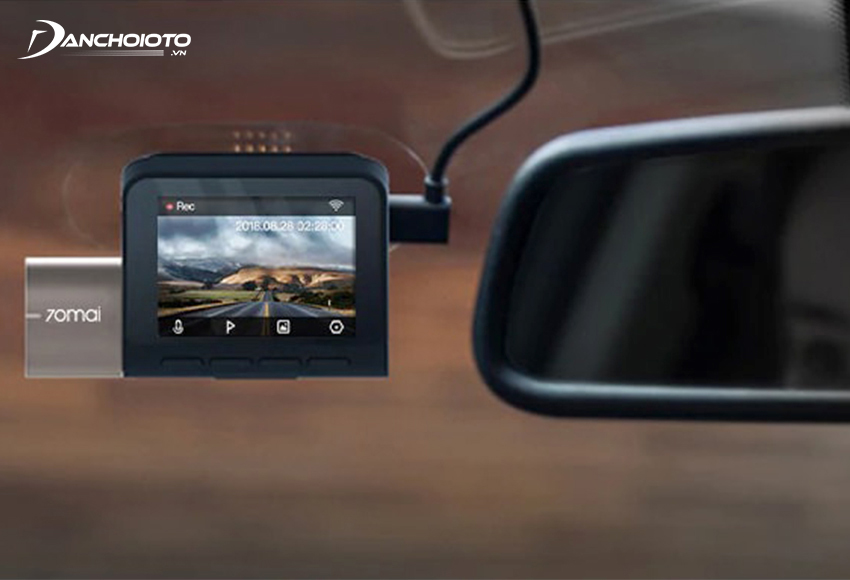Camera hành trình Xiaomi Yi Car 2K có cảm biến hình ảnh CMOS 3.0M