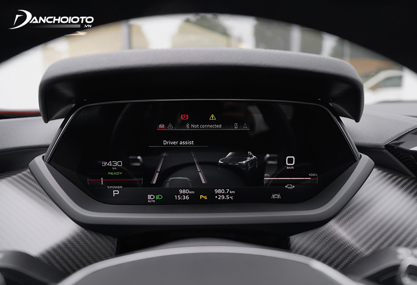 Cụm đồng hồ Audi E-tron GT 2023 sử dụng công nghệ kỹ thuật số 12.3 inch Audi Virtual Cockpit Plus với 3 lựa chọn giao diện