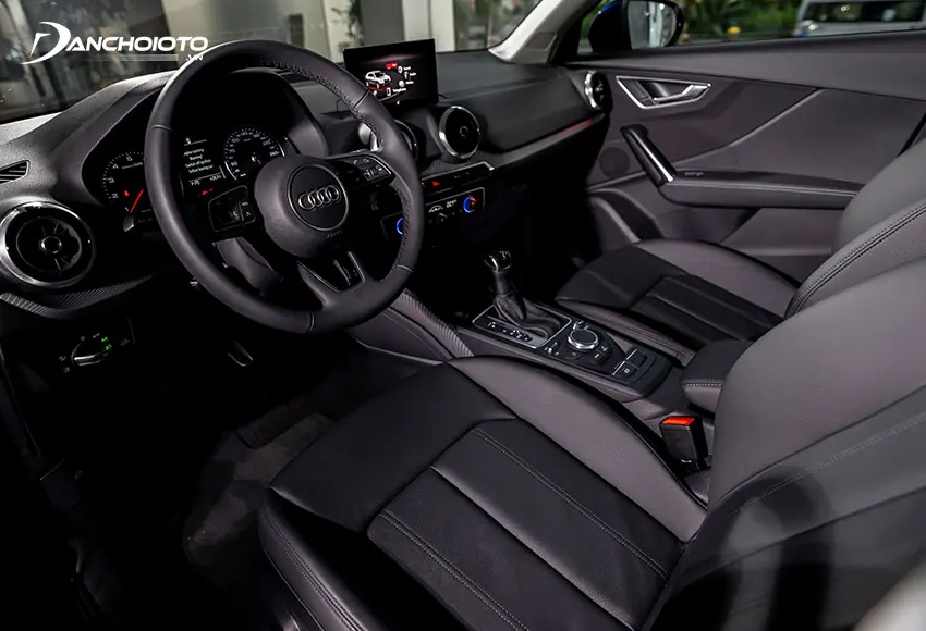 Toàn bộ ghế ngồi trên Audi Q2 2024 sử dụng chất liệu da cao cấp