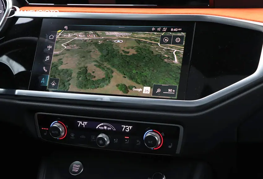 Audi Q3 2024 trang bị màn hình  cảm ứng HD 10,1 inch dùng giao diện MMI Navigation plus