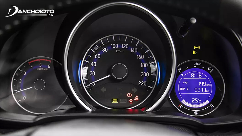 Bảng đồng hồ Analog kết hợp cùng màn hình đa thông tin 4.2 inch trên Honda WR-V 2023
