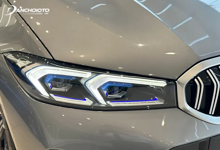 Cụm đèn BMW 330i M Sport LCI 2024 sử dụng đèn LED Matrix thông minh 