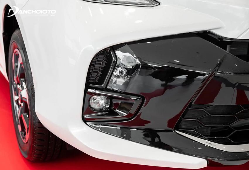 Đèn sương mù LED Toyota Vios 2023 cũng được giữ nguyên cho cả 3 phiên bản