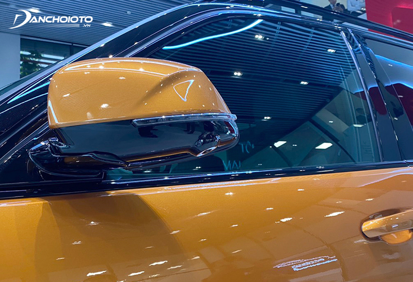 Gương chiếu hậu cùng màu với thân xe VinFast President 2023