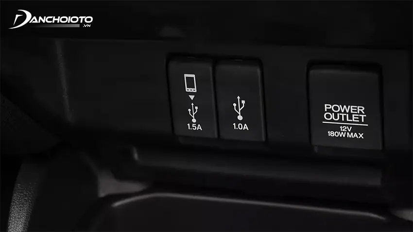 Honda WR-V 2024 hỗ trợ kết nối Apple CarPlay và Android Auto