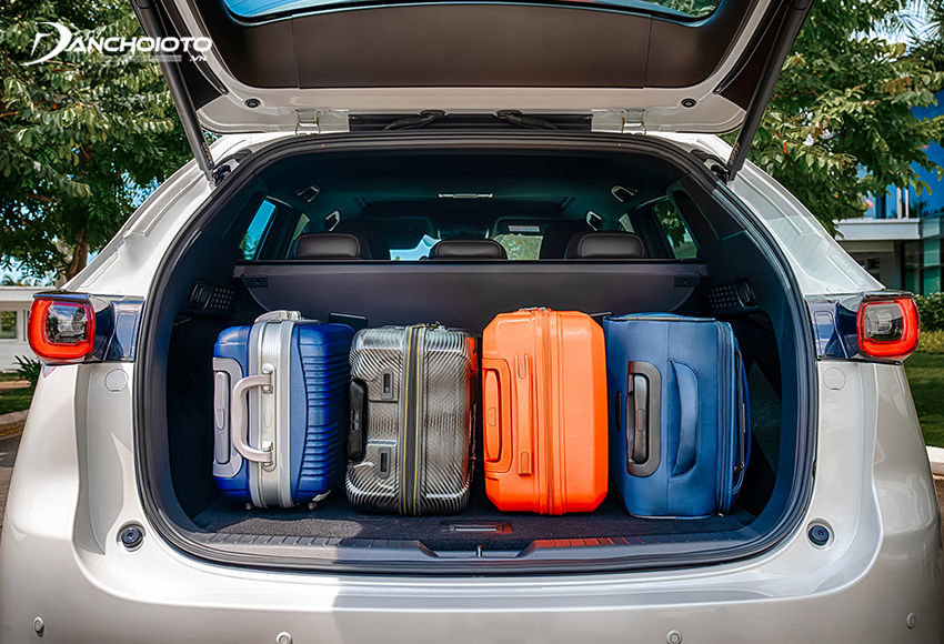 Khoang hành lý Mazda CX-5 2023 ở mức tương đối ổn với thể tích 505 lít