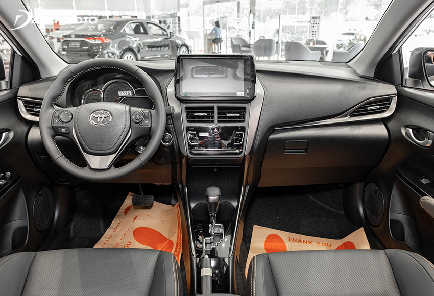 Nội thất Toyota Vios 2023 chủ yếu tập trung vào tính thực dụng