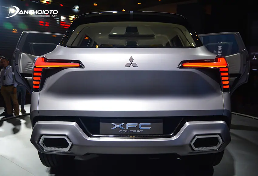 Đuôi xe Mitsubishi XFC Concept 2024 mang phong cách quen thuộc