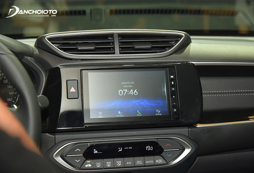 Honda BR-V 2023 sử dụng màn hình giải trí trung tâm 7 inch cho cả hai phiên bản