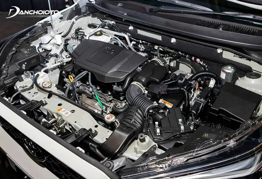 Toyota Yaris Cross 2023 có hai tùy chọn động cơ cho 2 phiên bản khác nhau