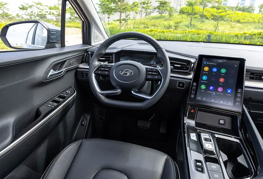 Vô lăng Hyundai Custo 2023 thừa hưởng nguyên xi nét đẹp tinh tế của “đàn anh” Hyundai Tucson