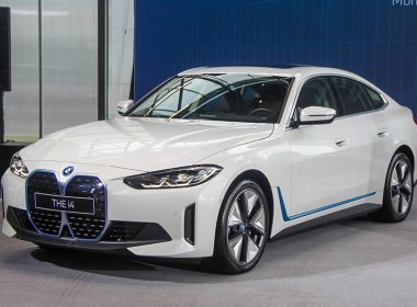 Bảng giá xe lăn bánh BMW i4 mới nhất