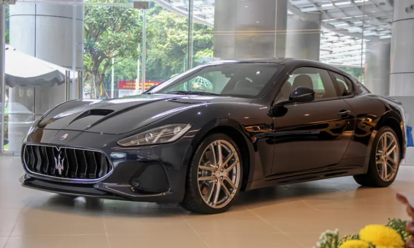 Giá xe Maserati Granturismo (4 chỗ) tháng 07/2024