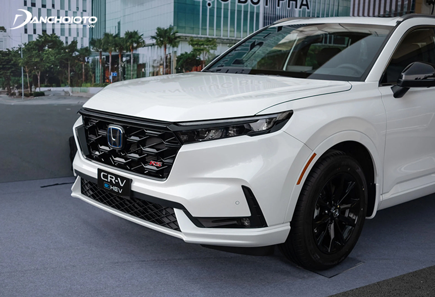 Sang thế hệ mới, Honda CR-V 2024 gần như lột xác hoàn toàn khỏi lối tạo hình chững chạc