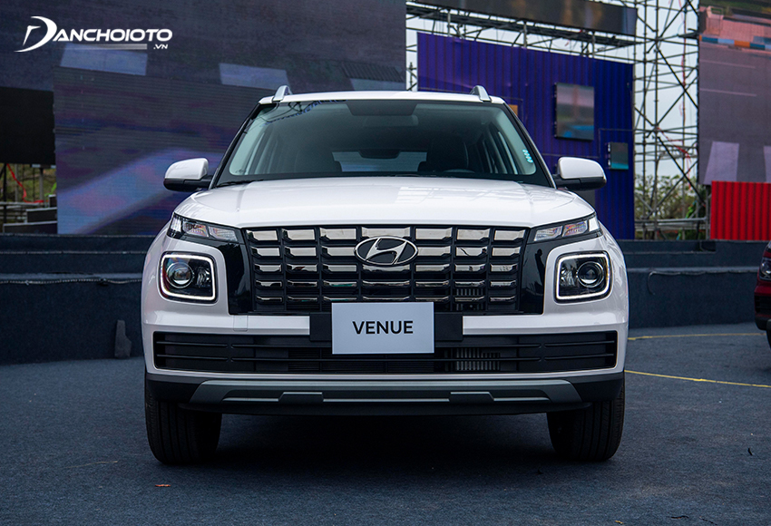 Hyundai Venue 2024: Giá xe lăn bánh & đánh giá thông số kỹ thuật